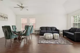1832 Serena Dr, Lancaster, TX 75134 - Photo 6