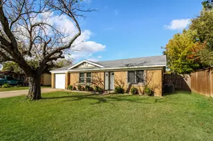 3529 Birchwood Ln, Plano, TX 75074 - Photo 2
