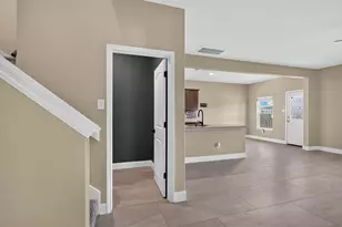 1420 Sunkiss Dr, Fort Worth, TX 76140 - Photo 2