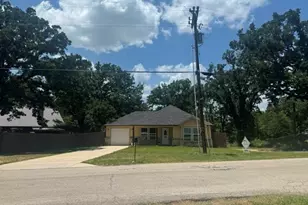 301 Indian Oaks Trail, West Tawakoni, TX 75474 - Photo 4