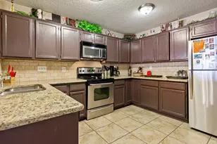 2920 Peninsula Way, Carrollton, TX 75007 - Photo 4