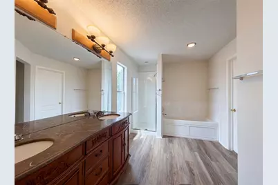 7001 Edmundson Drive, Arlington, TX 76002 - Photo 6