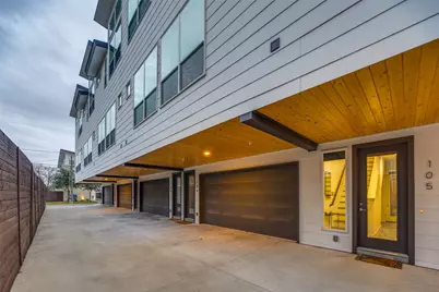 5915 Lindell Avenue #105, Dallas, TX 75206 - Photo 4