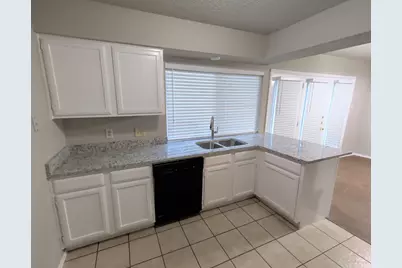 1703 Chittam Drive, Euless, TX 76039 - Photo 4
