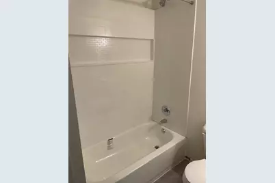 915 N Elm Street #4, Denton, TX 76201 - Photo 16