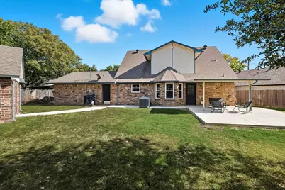 800 Colony Court, Blue Mound, TX 76131 - Photo 28