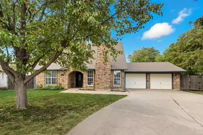 800 Colony Court, Blue Mound, TX 76131 - Photo 1