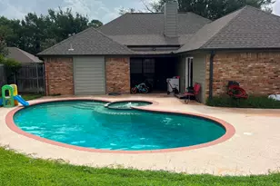 610 Pecos St, Chandler, TX 75758 - Photo 2