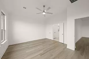 117 Trinity St, Grandview, TX 76050 - Photo 20