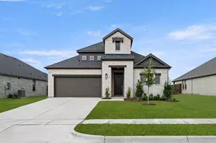 121 Trinity St, Grandview, TX 76050 - Photo 1