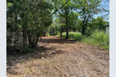 910 Kentucky Town Road, Whitewright, TX 75491 - Photo 8