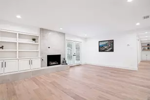 3817 Crestpark Dr, Farmers Branch, TX 75244 - Photo 4