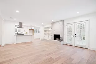 3817 Crestpark Dr, Farmers Branch, TX 75244 - Photo 2