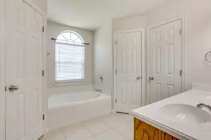 705 Carmen Ana Ave, Grandview, TX 76050 - Photo 22