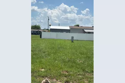 196 Blackfoot, Quitman, TX 75783 - Photo 4