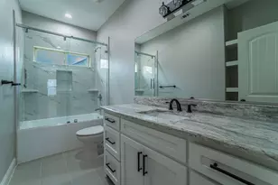8319 Deep Green Dr, Dallas, TX 75249 - Photo 24