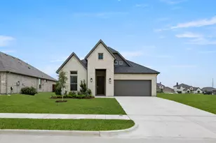 128 Trinity St, Grandview, TX 76050 - Photo 1