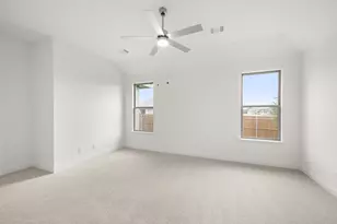 128 Trinity St, Grandview, TX 76050 - Photo 14