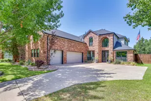 18 Hideaway Ct, Trophy Club, TX 76262 - Photo 1