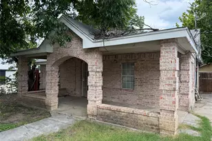 3301 S Main St, Fort Worth, TX 76110 - Photo 2