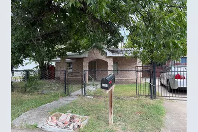 3301 S Main Street, Fort Worth, TX 76110 - Photo 1