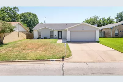 1915 Lavon Creek Lane, Arlington, TX 76006 - Photo 38