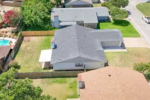 1915 Lavon Creek Ln, Arlington, TX 76006 - Photo 40