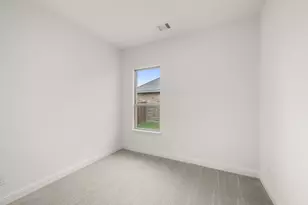 144 Trinity St, Grandview, TX 76050 - Photo 10