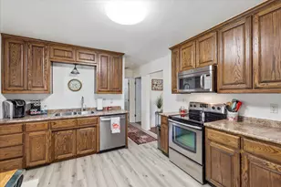 116 Pecan St, Whitesboro, TX 76273 - Photo 8