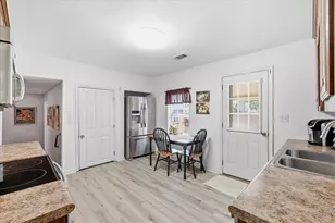 116 Pecan St, Whitesboro, TX 76273 - Photo 10