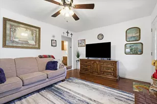 116 Pecan St, Whitesboro, TX 76273 - Photo 6