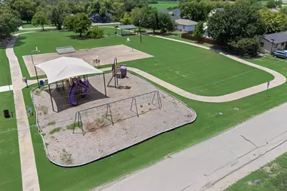 411 Runnells Street, Terrell, TX 75160 - Photo 34
