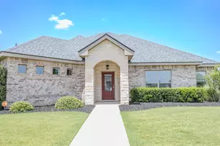 374 Brazos Dr, Abilene, TX 79602 - Photo 2