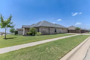 374 Brazos Dr, Abilene, TX 79602 - Photo 8