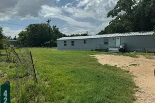 4219 Southern Oaks Rd, Cleburne, TX 76031 - Photo 2