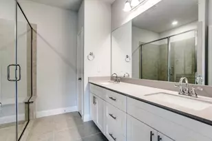 1006 Boyd Ln, Euless, TX 76040 - Photo 4