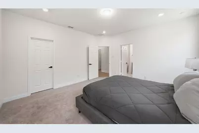 900 Summer Court, Justin, TX 76247 - Photo 14