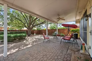 6307 Pierce Arrow Dr, Arlington, TX 76001 - Photo 2