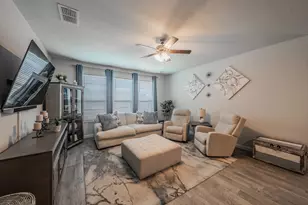 15901 Charing Cross Dr, Fort Worth, TX 76247 - Photo 14