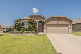 15901 Charing Cross Dr, Fort Worth, TX 76247 - Photo 2