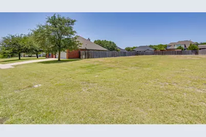707 Carmen Ana Avenue, Grandview, TX 76050 - Photo 2