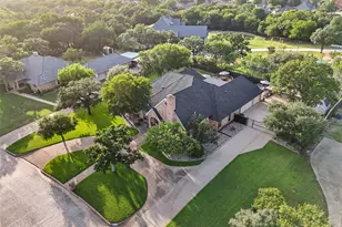 809 Shady Creek Dr, Kennedale, TX 76060 - Photo 38