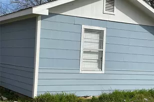 304 Front St, Pottsboro, TX 75076 - Photo 12