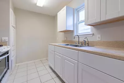 2303 April Lane, Grand Prairie, TX 75050 - Photo 10