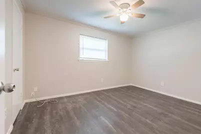 2303 April Lane, Grand Prairie, TX 75050 - Photo 12