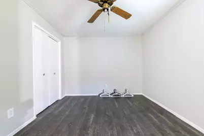 2303 April Lane, Grand Prairie, TX 75050 - Photo 16