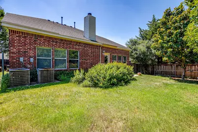 7004 Alcala, Grand Prairie, TX 75054 - Photo 30