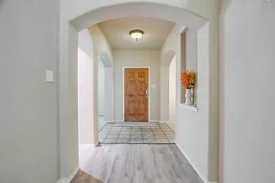 7004 Alcala, Grand Prairie, TX 75054 - Photo 4