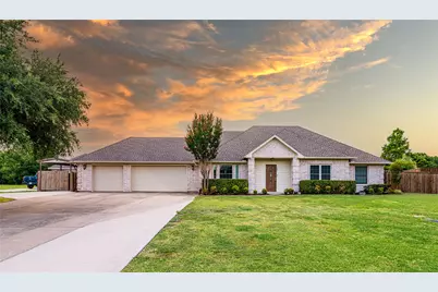 2201 Bradford Drive, Prosper, TX 75078 - Photo 2