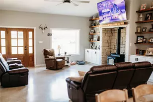 208 Chicken Field Rd, Whitewright, TX 75491 - Photo 20